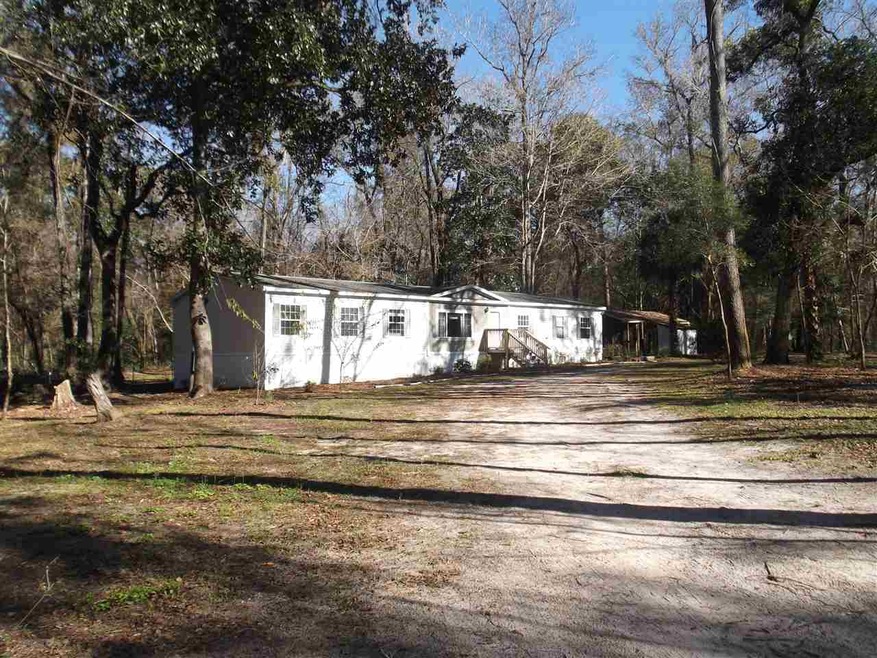 377 White Oak Dr, Crawfordville, FL 32327 - photo 1