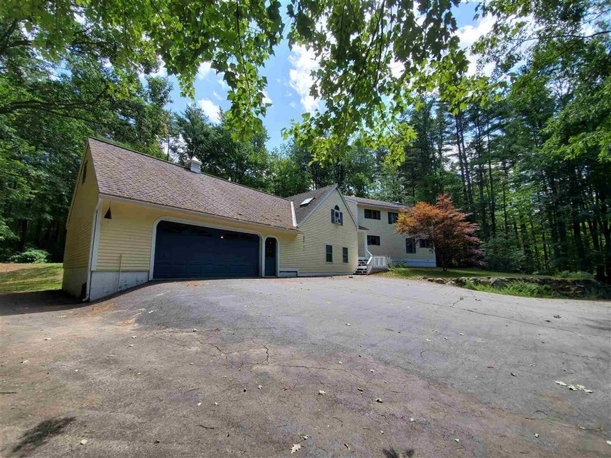 647 4th Range Rd, Pembroke, NH 03275 - photo 1