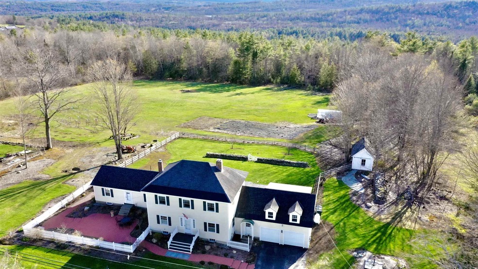 569 Canaan St, Canaan, NH 03741 - photo 1