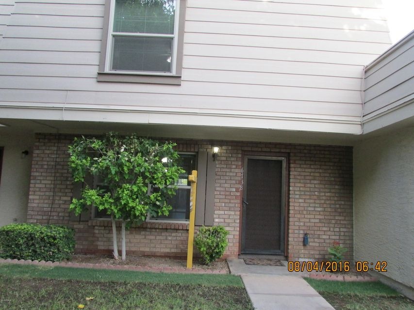 Front of Townhome
