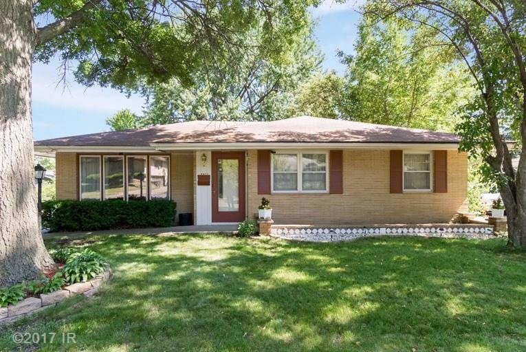 3921 Aurora Ave, Des Moines, IA 50310 - photo 1