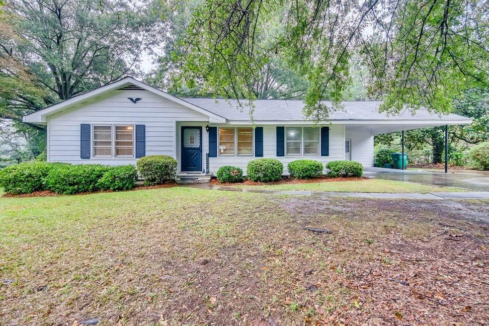 3521 W Elmwood Cir, Snellville, GA 30078 - photo 1