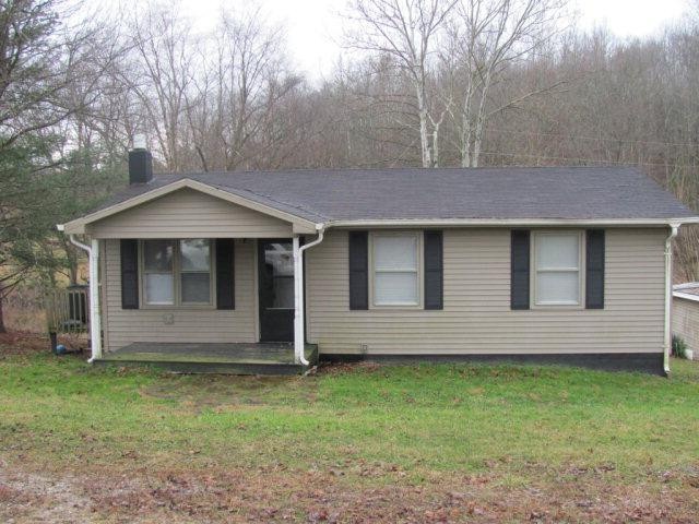 479 Mildred Rd, McKee, KY 40447 - photo 1
