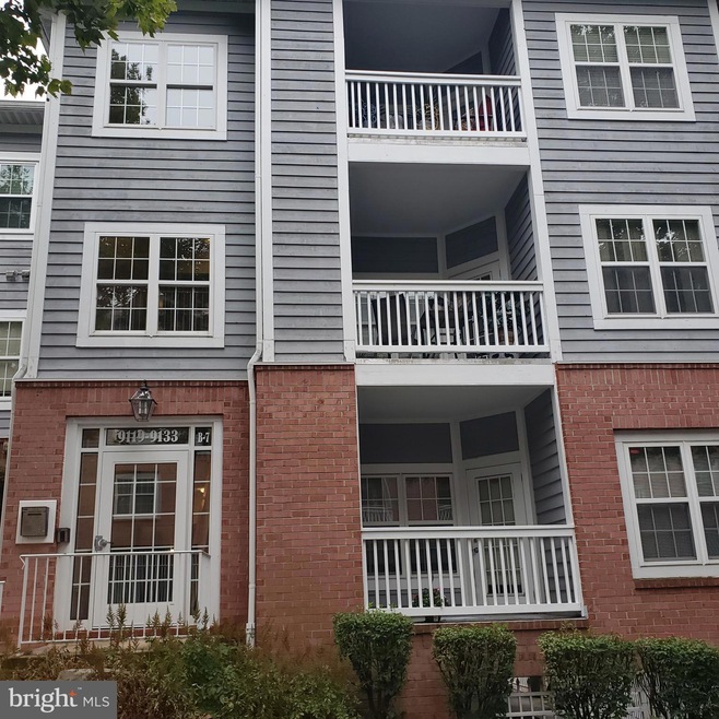 9122 Groffs Mill Dr unit 9122, Owings Mills, MD 21117 - photo 1