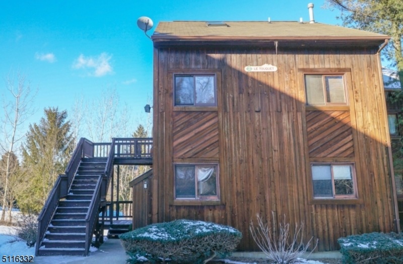 2 Le Touquet unit 7, Vernon, NJ 07462 - photo 1