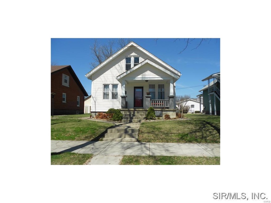 FRONT OF HOUSE