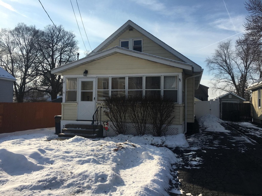 1731 Greenpoint Ave, Schenectady, NY 12303 - photo 1