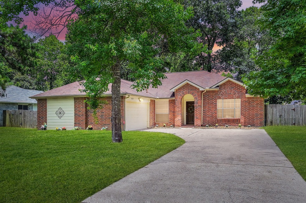 6814 Hayden Dr, Magnolia, TX 77354 - photo 1