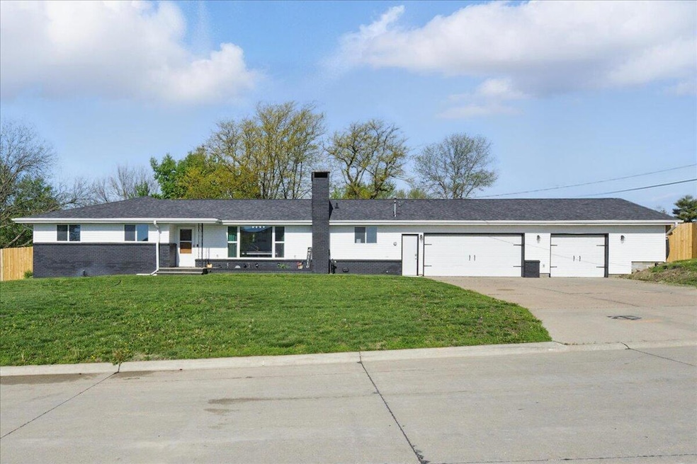 01-901 3rd St_001