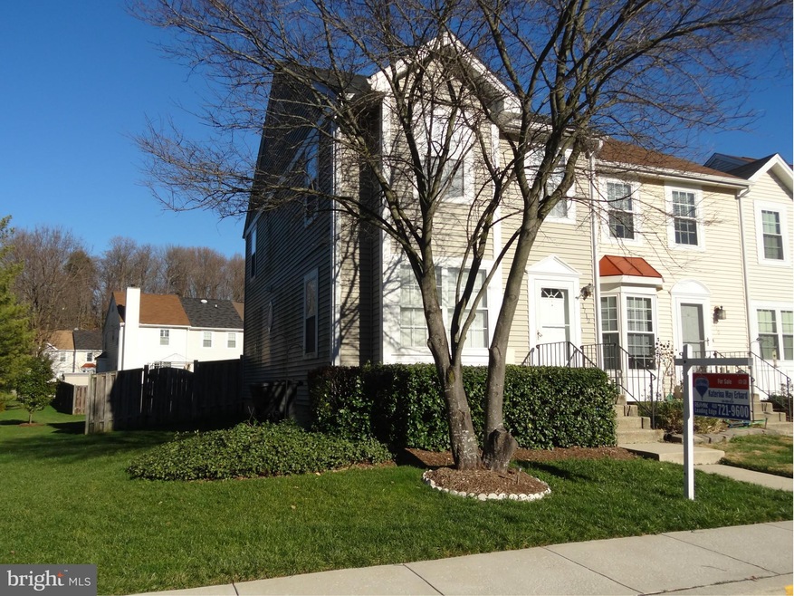 1712 Amberfield Ct, Crofton, MD 21114 - photo 1