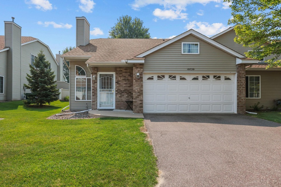 10739 Redwood St NW unit 39, Coon Rapids, MN 55433 - photo 1