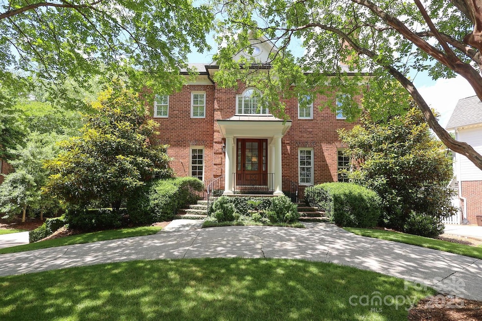 Sold $1,950,000 • Co-Listing Agent