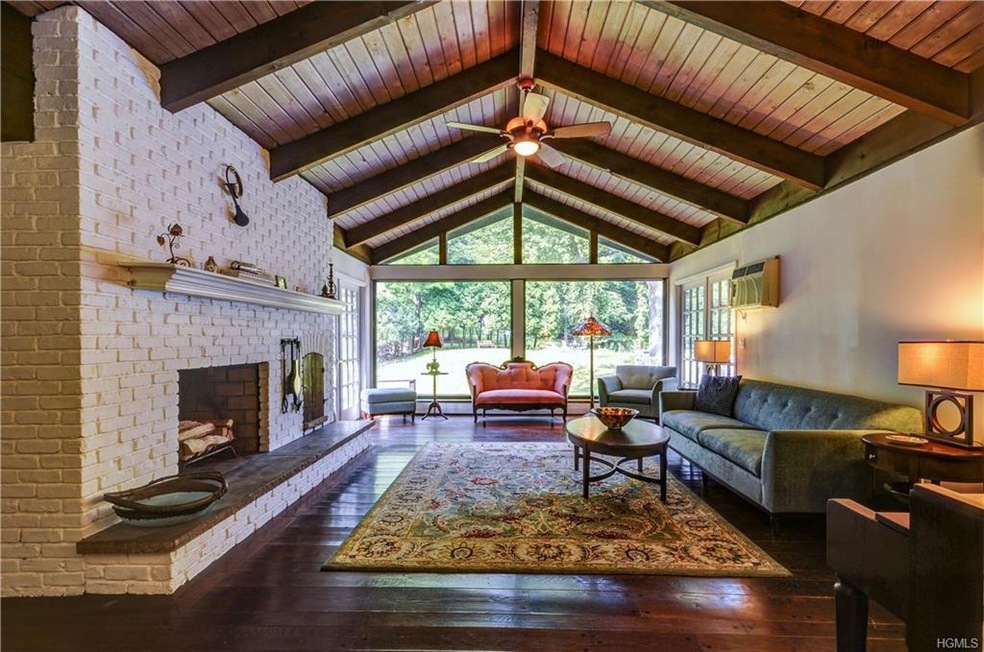 5 Old Phillips Hill Rd, New City, NY 10956 - photo 1