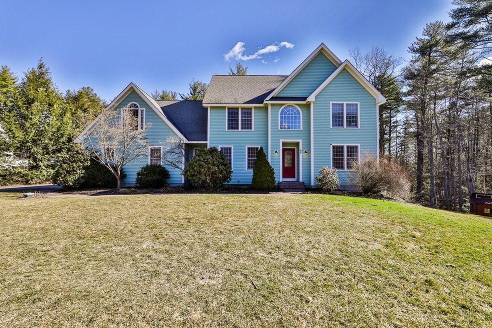 67 Green Meadow Ln, Bedford, NH 03110 - photo 1