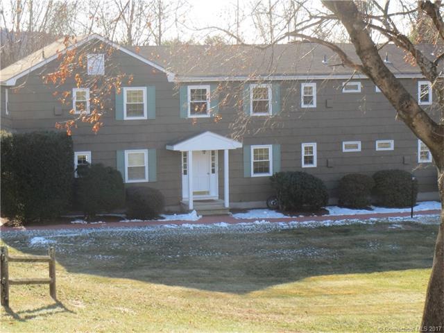 14 Arrowhead Way unit 7, Woodbury, CT 06798 - photo 1