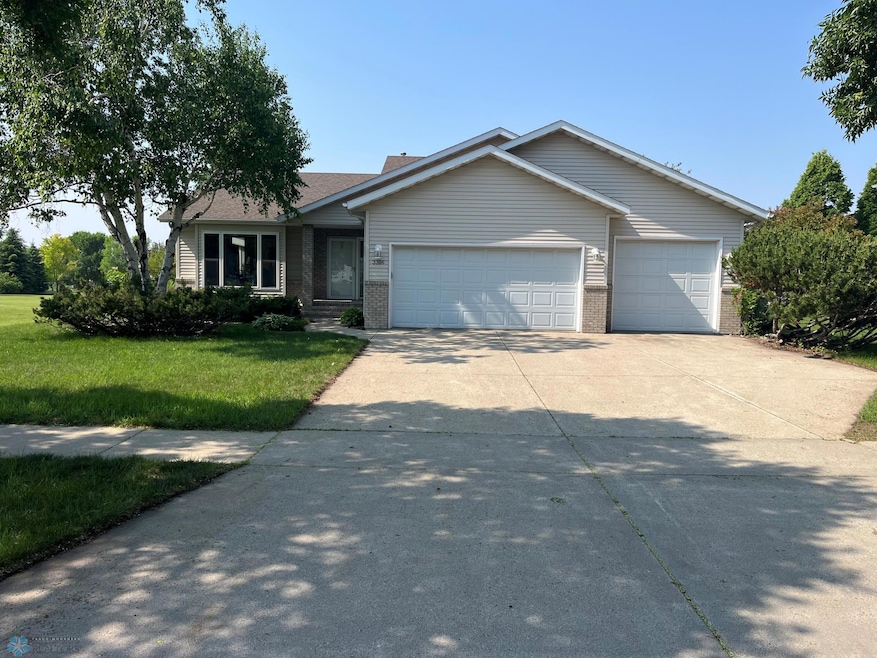 Exterior - 3306 26th Ave S, Fargo.jpg