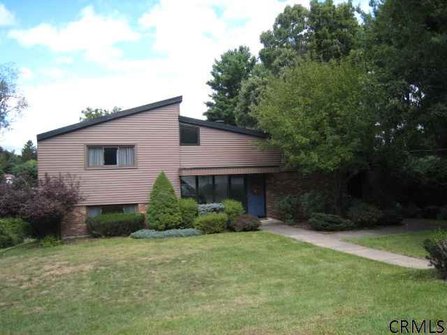 7 Marthon Dr, Brunswick, NY 12180 - photo 1