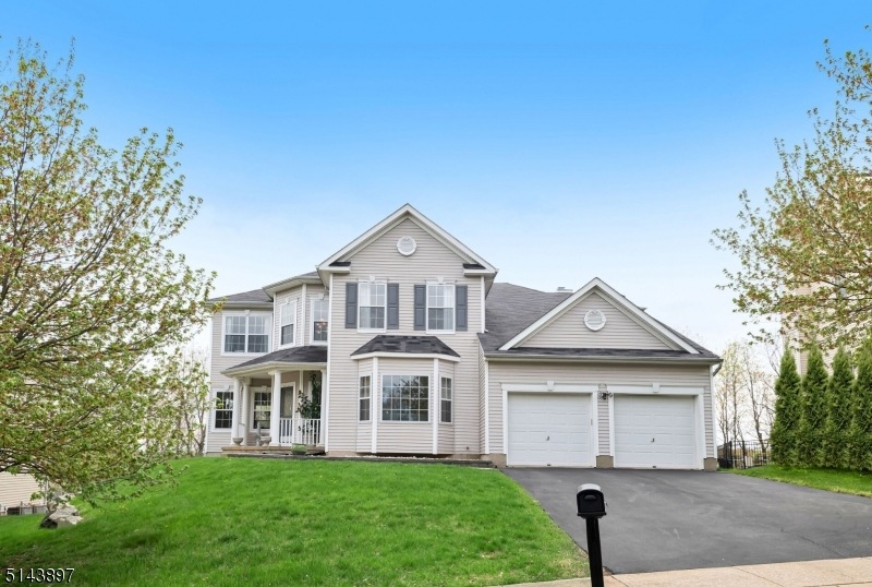 331 Pinnacle Dr, Lake Hopatcong, NJ 07849 - photo 1