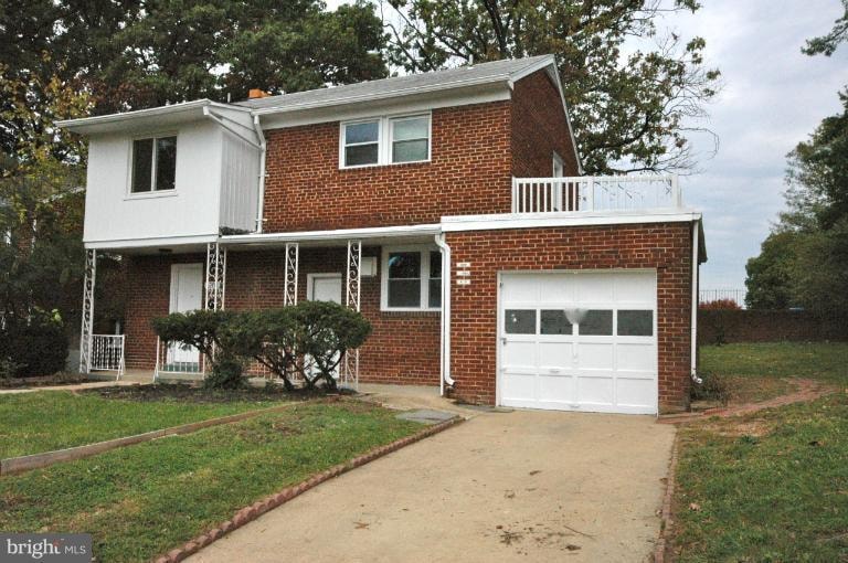 1208 Holton Ln, Takoma Park, MD 20912 - photo 1