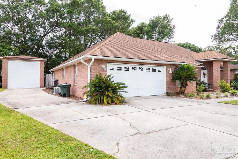 2345 Amelia Ln, Pensacola, FL 32526 - photo 1