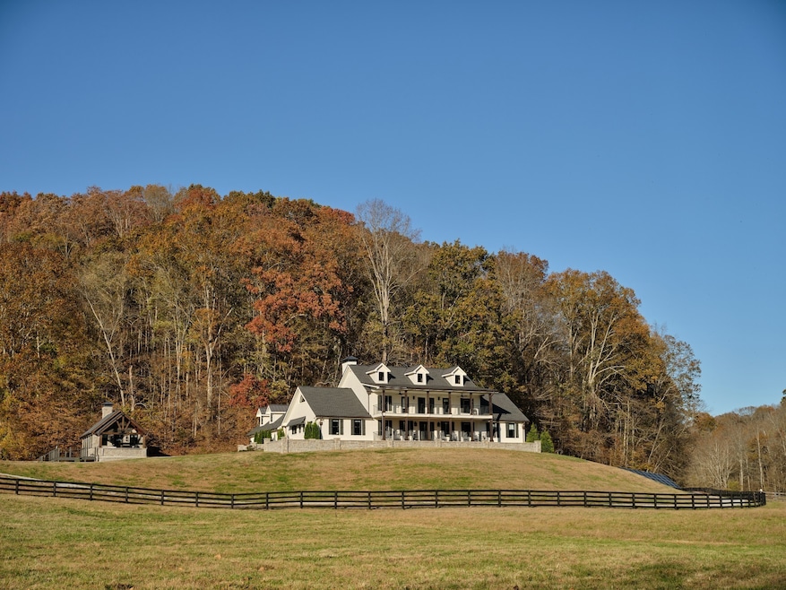 6677 Leipers Creek Rd, Columbia, TN 38401 - photo 1