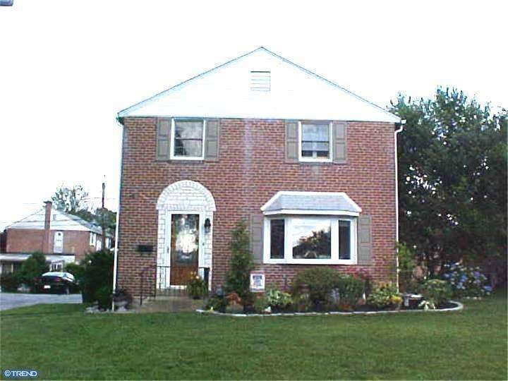 407 W Grays Ave, Glenolden, PA 19036 - photo 1