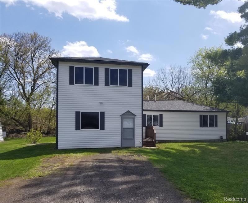 4099 Corbin Dr, Flint, MI 48532 - photo 1