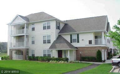 25280 Lake Shore Square unit 200, Chantilly, VA 20152 - photo 1