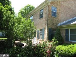 9668 Hagel Cir unit 34/B, Lorton, VA 22079 - photo 1