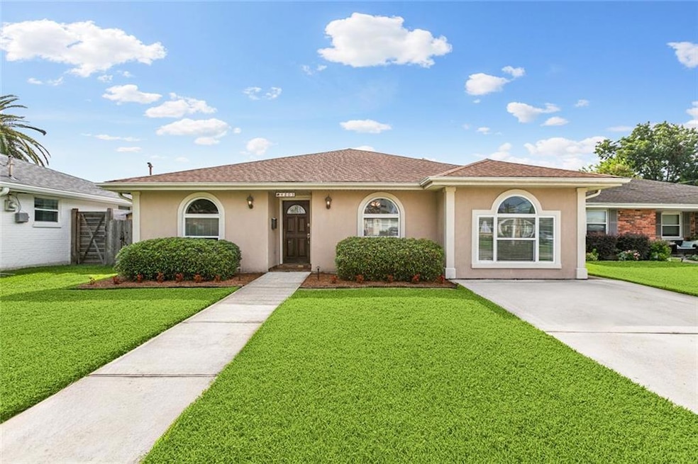 4809 Wade Dr, Metairie, LA 70003 - photo 1