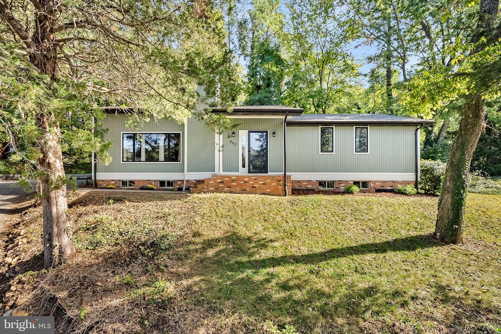 Under Contract $385,000