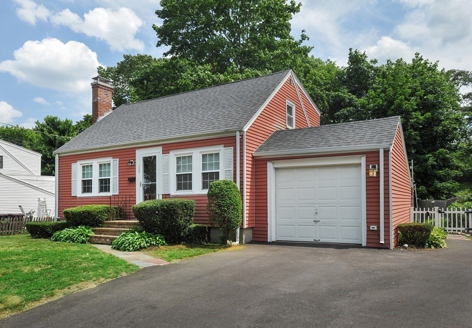 338 Green St, North Weymouth, MA 02191 - photo 1