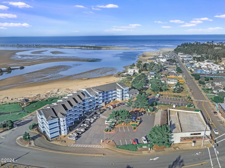44-044 - 52 SE Hwy 101 Unit 110