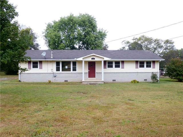 216 Woodland Dr, Shelbyville, TN 37160 - photo 1