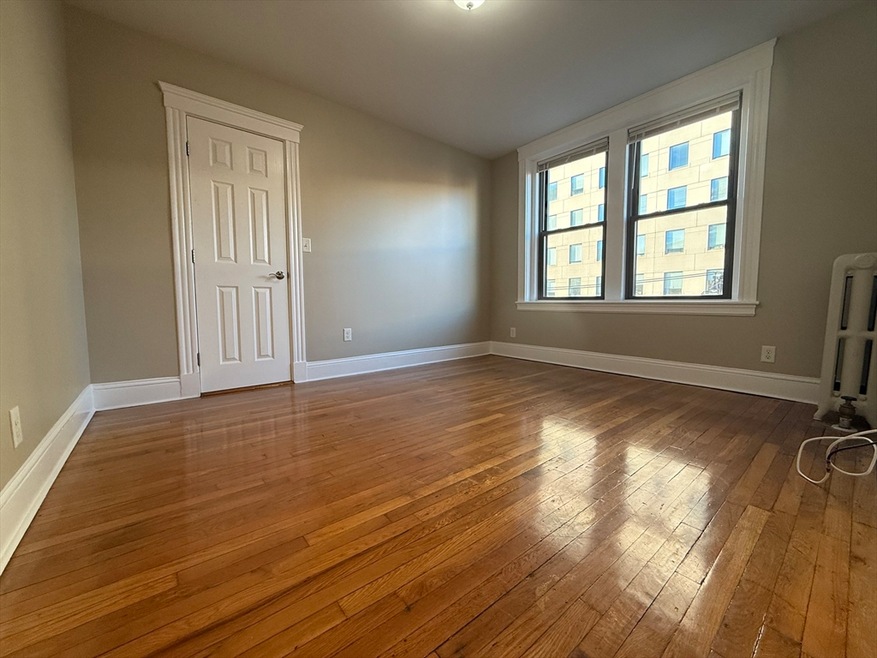 660 Huntington Ave unit 23, Boston, MA 02115 - photo 1