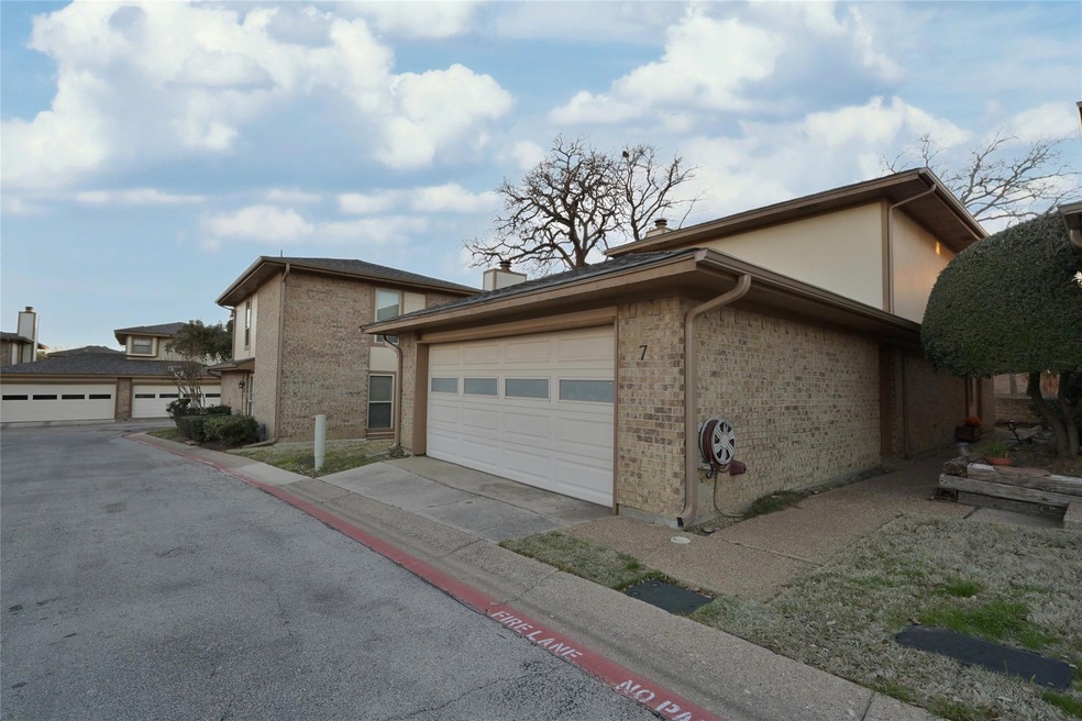 7 Meadow Ln, Bedford, TX 76021 - photo 1