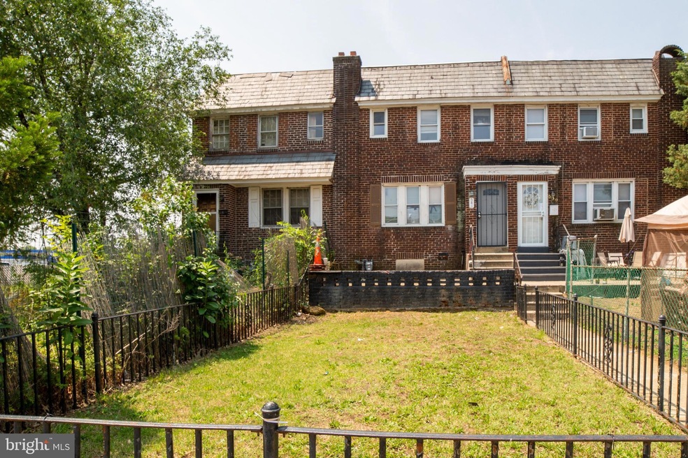 541 Randolph St, Camden, NJ 08105 - photo 1