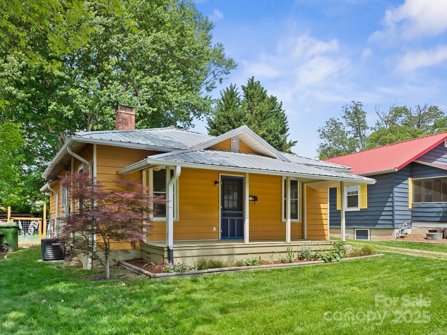 Under Contract $415,000 • Co-Listing Agent