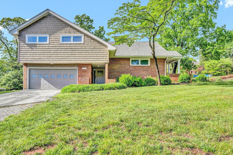 1701 Wilbur RD SW