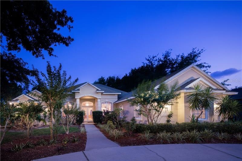 9536 Crown Prince Ln, Windermere, FL 34786 - photo 1