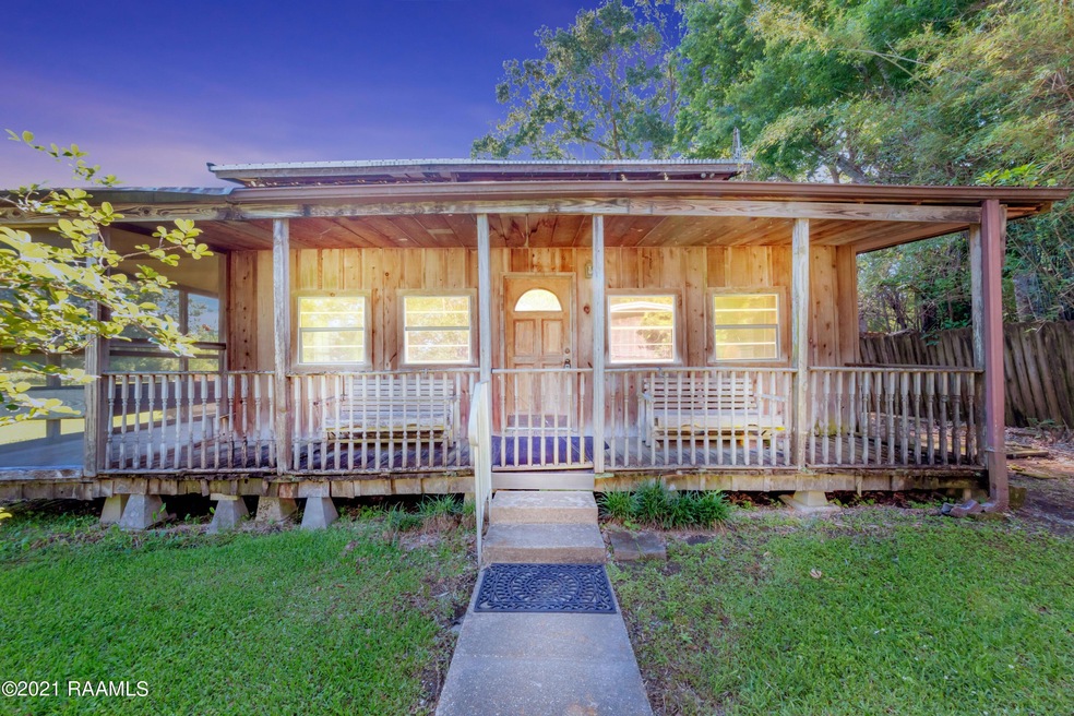 2308 E Pinhook front
