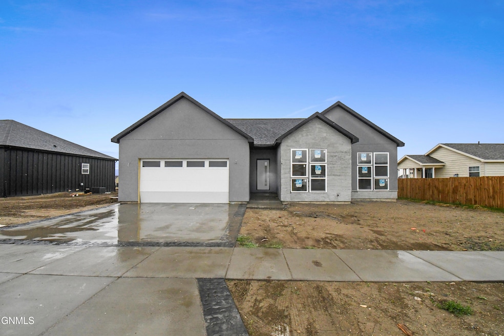 For Sale $485,000 • Co-Listing Agent