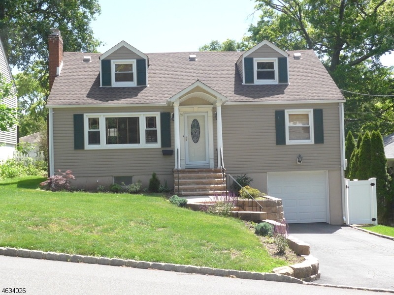 70 Fitzrandolph Rd, West Orange, NJ 07052 - photo 1