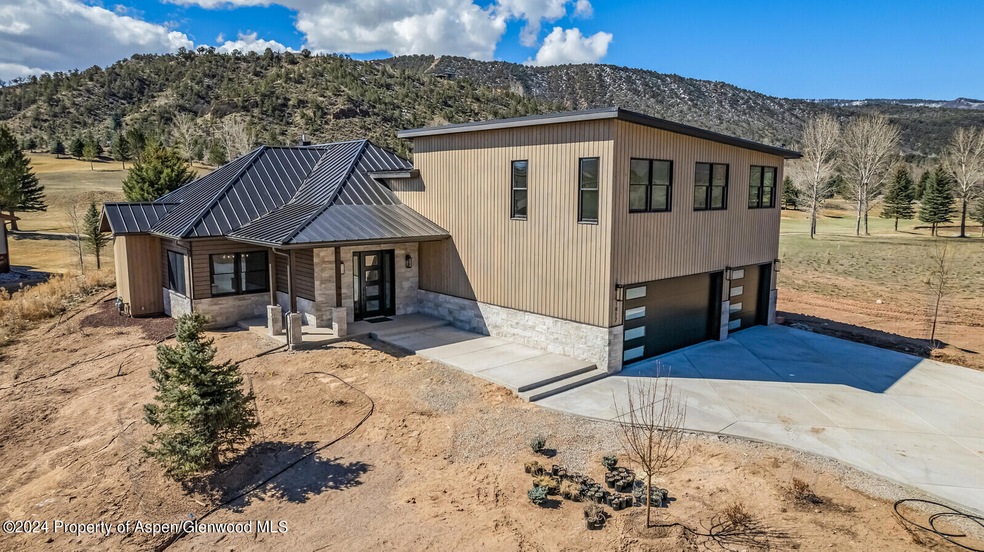 03_1817_River_Bend_Way003_mls