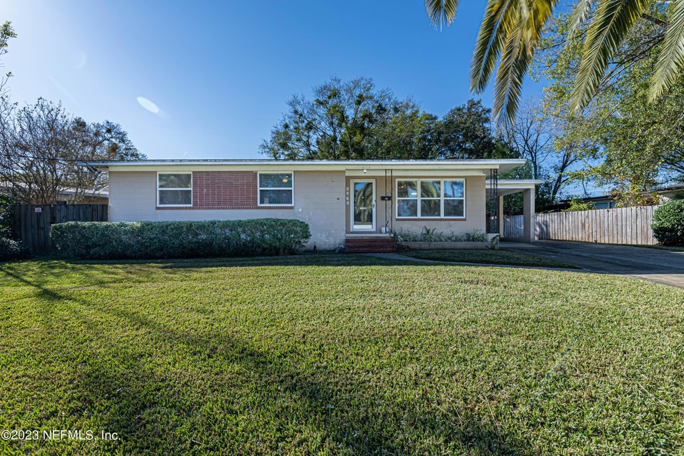 4626 Burgundy Rd N, Jacksonville, FL 32210 - photo 1