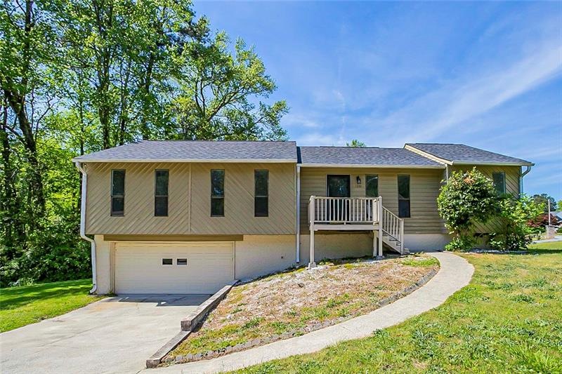 1370 Glynn Oaks Dr SW, Marietta, GA 30008 - photo 1