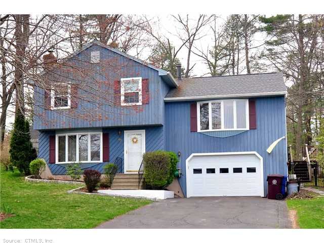 69 Lake Garda Dr, Farmington, CT 06032 - photo 1