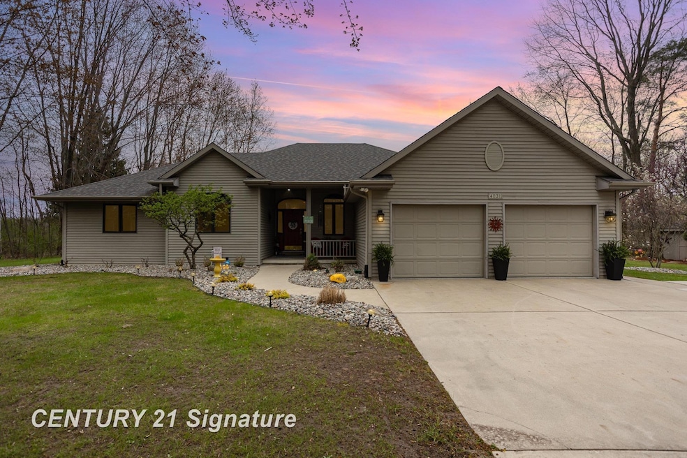 4031 Flajole Rd, Midland, MI 48642 - photo 1