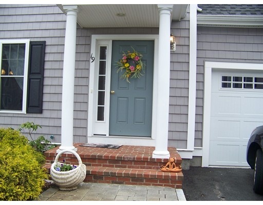19 Newbury Dr unit 19, Pembroke, MA 02359 - photo 1