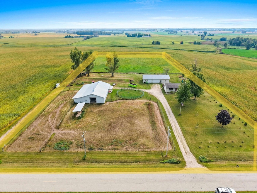 W1641 Ortlepp Rd, Chilton, WI 53014 - photo 1